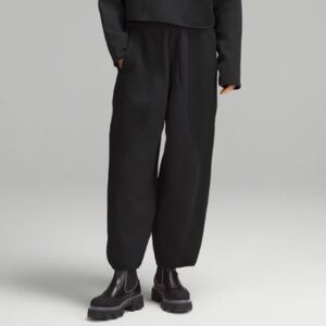 LULULEMON BARREL LEG PANTS